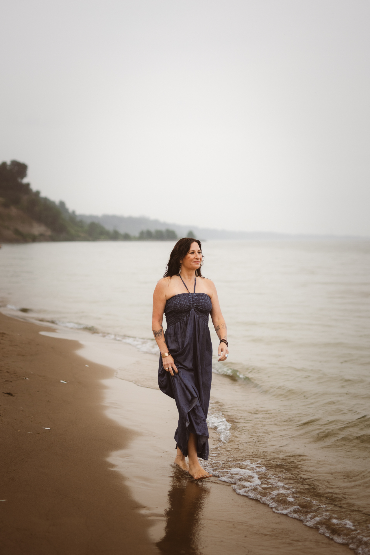 Miche walking along the shore